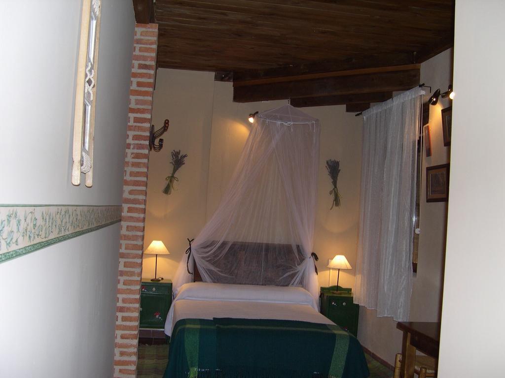 La Huerta De San Lorenzo Hotel Segovia Habitación foto